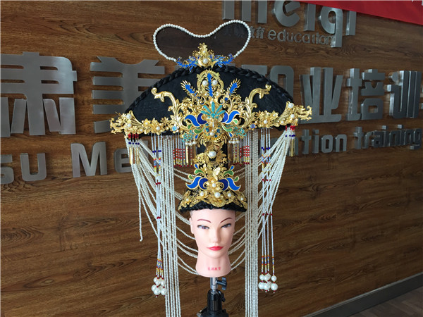 兰州化妆学校~给你惊艳四座的手工头饰