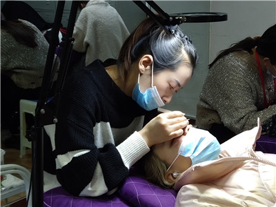 甘肃兰州美旗美发化妆培训学校